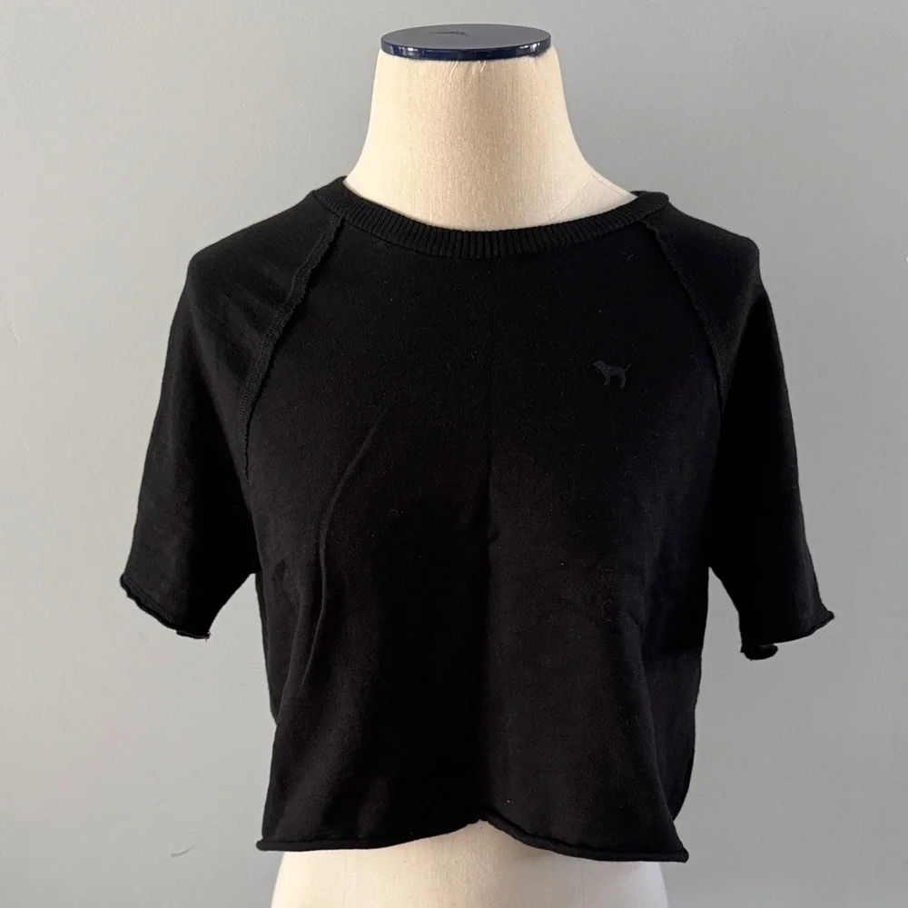 PINK Victoria's Secret Black Crop Top - Picture 1 of 4